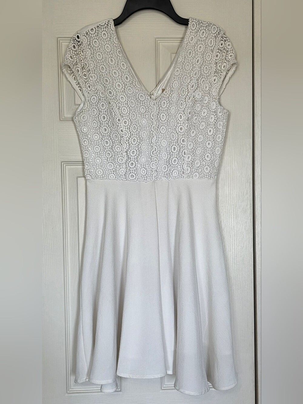 Altar'd State Women's Elegant White Eyelet Lace-Top Fit & Flare Dress